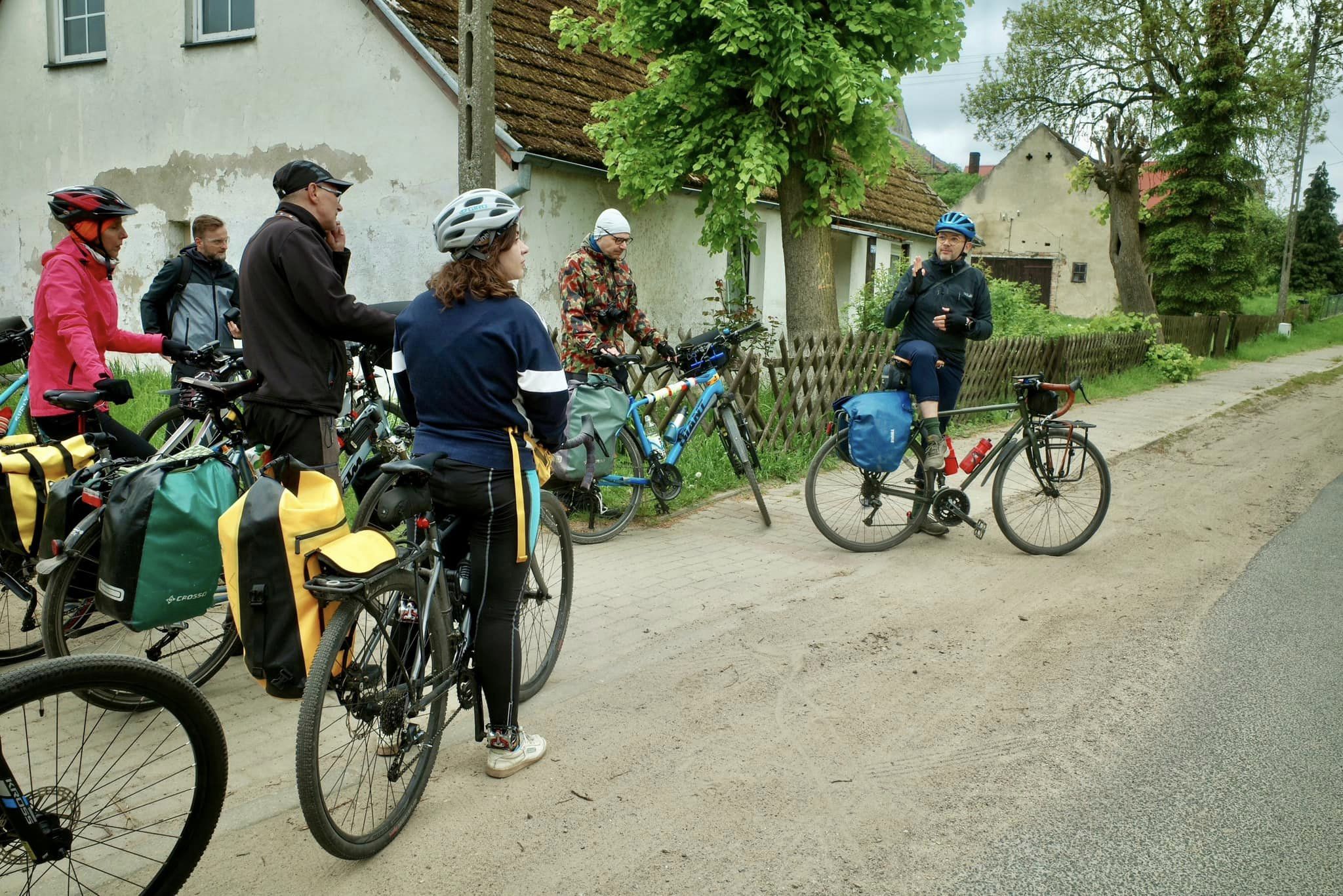 Warsztaty „Aparat, rower i stara mapa” w Siekierkach nad Odrą